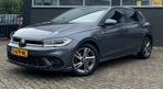 Volkswagen Polo R-line 1.0 TSI 110pk 7-DSG 2022 Grijs, Auto's, Volkswagen, 3 cilinders, 1100 kg, 999 cc, Polo