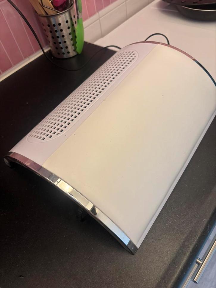Nagelstofafzuiger, Doe-het-zelf en Verbouw, Ventilatie en Afzuiging, Zo goed als nieuw, Afzuiger, Ophalen