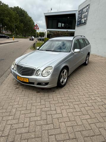 Mercedes-Benz E-Klasse 2.2 CDI Classic E200 Combi 2007 Grijs beschikbaar voor biedingen