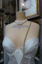 Toonbank paspop /lingerie buste Magicia, Antiek en Kunst, Ophalen