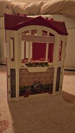 Barbiehuis, barbies, toebehoren, Ophalen of Verzenden, Zo goed als nieuw, Barbie