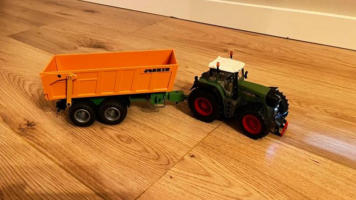 Siku trekker en joskin kar incl. diverse asseccoires, Hobby en Vrije tijd, Modelauto's | 1:32, Zo goed als nieuw, Tractor of Landbouw