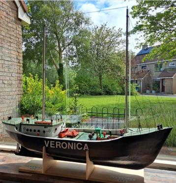 Modelboot Veronica - Mogelijk RC Ingebouwd beschikbaar voor biedingen