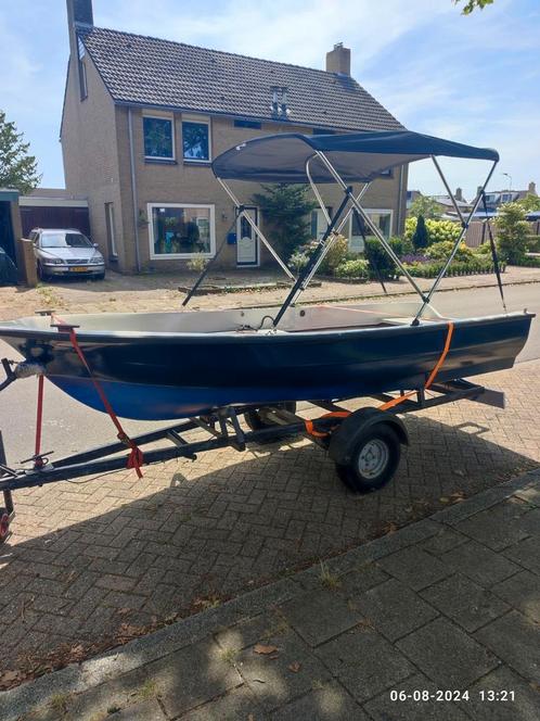 Complete Elan boot met 9.9 pk Mercury buitenboordmotor, Watersport en Boten, Sloepen, Zo goed als nieuw, Tot 10 pk, 3 tot 6 meter