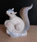 Eekhoorn Beeldje 2X, Verzamelen, Beelden en Beeldjes, Ophalen, Zo goed als nieuw, Dier