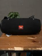 JBL Speaker - beetje schade erop maar goed geluid, JBL, Overige typen, Ophalen of Verzenden, Zo goed als nieuw