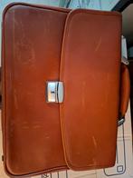 aktetas Desisan, Verzenden