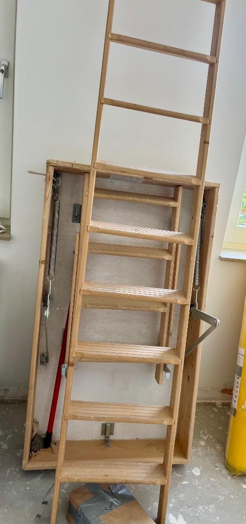Vlizotrap (Novoferm), Doe-het-zelf en Verbouw, Ladders en Trappen, Gebruikt, Trap, 2 tot 4 meter, Opvouwbaar of Inschuifbaar, Ophalen