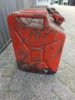 Jerrycans, Ophalen