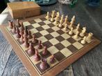 Oud schaakspel bord 42 x42 cm voor, € 25, Hobby en Vrije tijd, Gezelschapsspellen | Bordspellen, Ophalen of Verzenden, Gebruikt