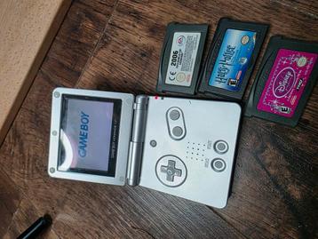 Gameboy advance SP 3 spelletjes  beschikbaar voor biedingen