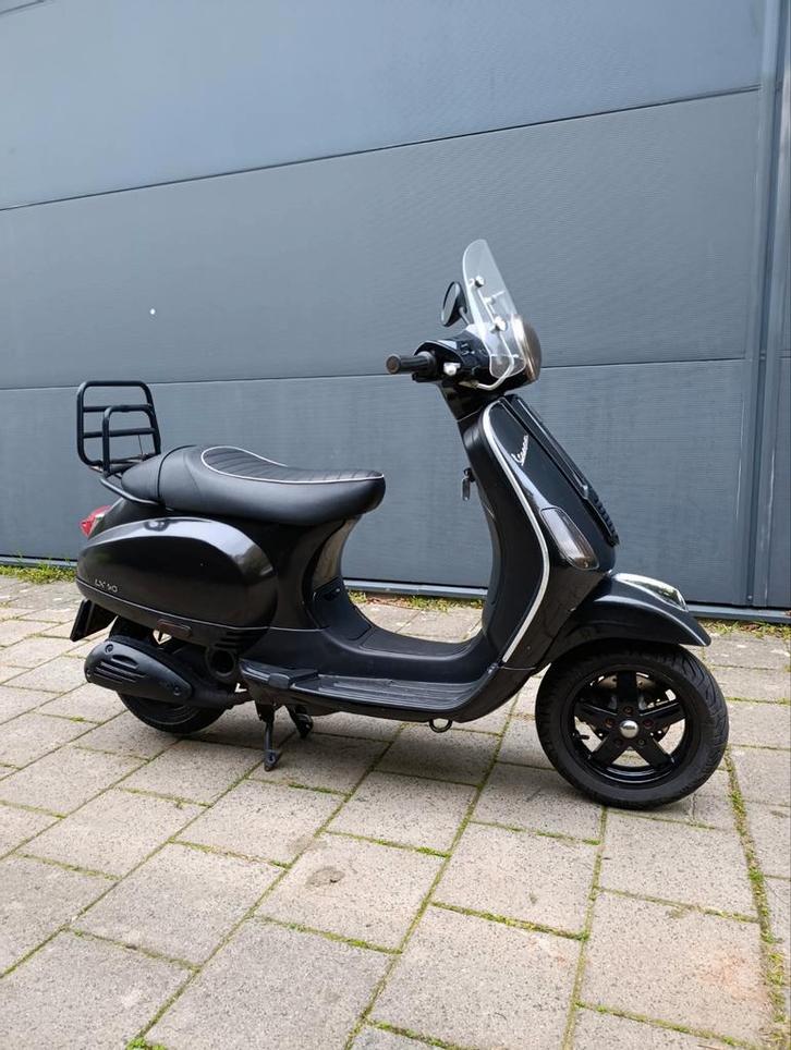 Vespa lx 50cc 2takt zonder blok!, Fietsen en Brommers, Scooters | Vespa, Gebruikt, Vespa LX, Benzine, Ophalen