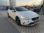 Volvo V40 2.0 D4 Geartronic 2016 Wit, Auto's, Volvo, Wit, 24 km/l, Diesel, Particulier