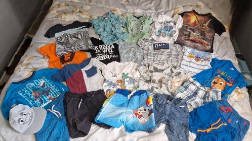 Groot kleding pakket jongens voor alle seizoenen maat 104, Kinderen en Baby's, Kinderkleding | Kinder-kledingpakketten, Gebruikt