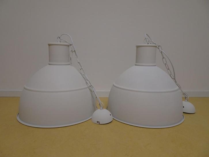 Tygo metalen lamp hanglamp wit 2x, Huis en Inrichting, Lampen | Hanglampen, Zo goed als nieuw, Minder dan 50 cm, Metaal, Ophalen of Verzenden