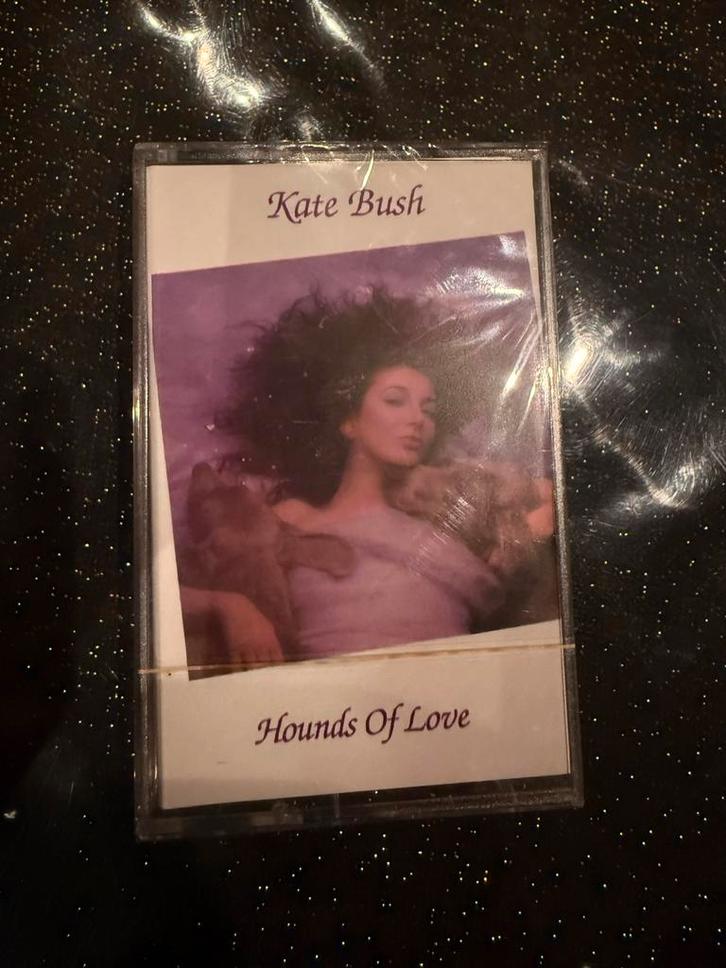 Kate Bush - Hounds of Love Cassette, Cd's en Dvd's, Cassettebandjes, Zo goed als nieuw, Origineel, Pop, 1 bandje, Ophalen of Verzenden
