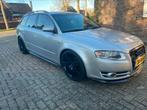 Audi A4 3.2 FSI V6 Avant Quat 188KW AUT 2006 Grijs, Automaat, 1800 kg, A4, Origineel Nederlands
