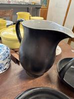 Vintage Zwart Keramiek  Set mokken schaaltjes schenkkan, Ophalen