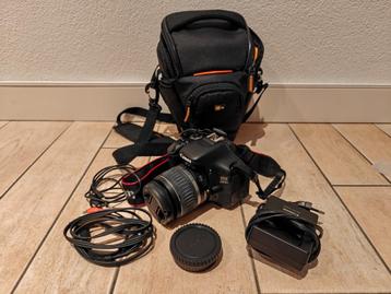 Canon EOS 600D Spiegelreflexcamera + 18-55mm lens + Tas beschikbaar voor biedingen
