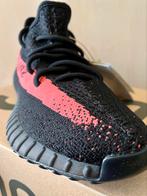 Adidas YEEZY Boost 350 V2 'Core Red Black' - Nieuw - 39 1/3, Zwart, Nieuw, Ophalen of Verzenden, Sneakers of Gympen