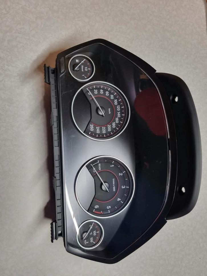KM TELLERKLOK 6WA HALF DIGITAAL BMW F30 F31 F32 F33 F34 F36, Auto-onderdelen, Dashboard en Schakelaars, BMW, Gebruikt, Ophalen of Verzenden