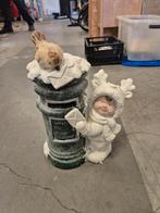 Kerstbeeld meisje bij brievenbus, Ophalen of Verzenden, Gebruikt