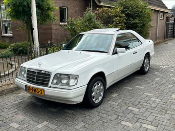 Mercedes W124 220e Coupe 1994 Wit 95000km youngtimer