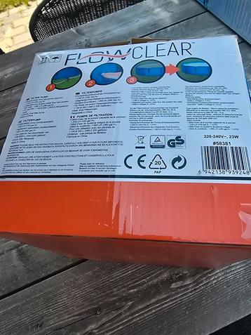 Flowclear Filterpomp Zwembad - Nieuw in Doos beschikbaar voor biedingen