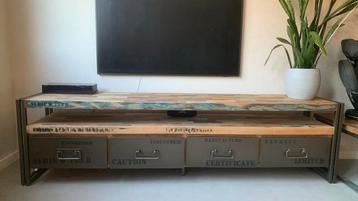 TV kast - TV meubel - TV dressoir beschikbaar voor biedingen