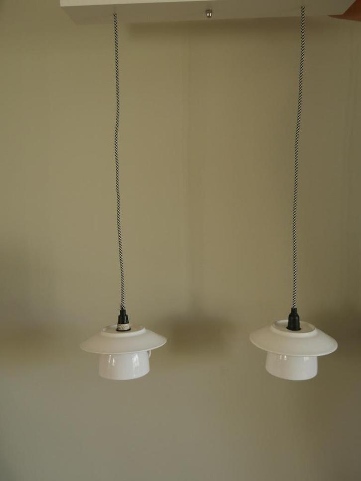 2 hanglampen wit cappuccino kopjes, Huis en Inrichting, Lampen | Hanglampen, Gebruikt, Minder dan 50 cm, Overige materialen, Ophalen of Verzenden