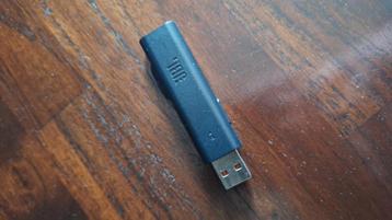 Jbl Quantum 800 dongle beschikbaar voor biedingen