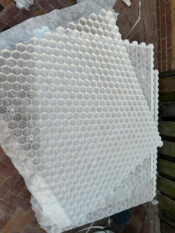 Grindmatten met worteldoek beschikbaar voor biedingen