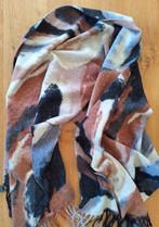 Rechthoekige sjaal met franjes, Kleding | Dames, Sjaal, Zo goed als nieuw, Verzenden