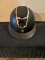 Te koop nette cap maat l, Dieren en Toebehoren, Paardrijkleding, Ophalen of Verzenden, Zo goed als nieuw, Dressuur, Cap