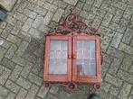 schitterende  antiek wandvitrinekastje met glas in lood, Ophalen
