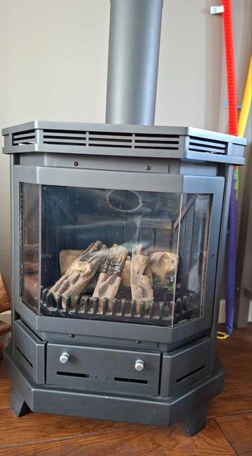 Kachel gezellig voor de winter beschikbaar voor biedingen