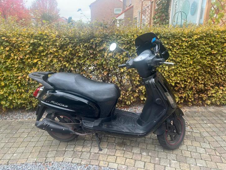 Sym Fiddle 2, Fietsen en Brommers, Snorfietsen en Snorscooters, Zo goed als nieuw, SYM, Benzine, Ophalen