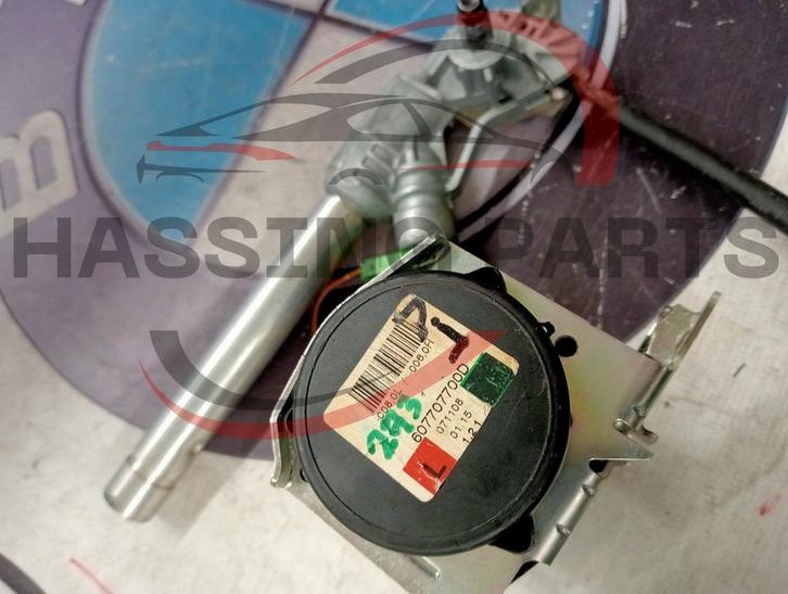 Opel Corsa Gordelspanner 607707700d, Auto-onderdelen, Dashboard en Schakelaars, Opel, Gebruikt, Ophalen of Verzenden