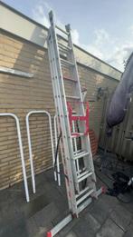 Altrex 3delige ladder, Doe-het-zelf en Verbouw, Ladders en Trappen, Gebruikt, Ophalen of Verzenden, Ladder, Opvouwbaar of Inschuifbaar