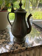 Antieke tinnen koffie-theepot, Ophalen