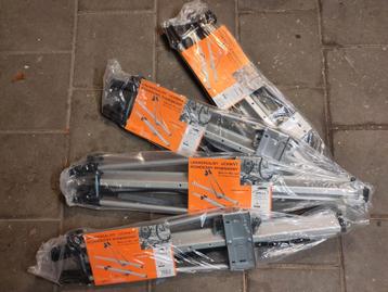 4x nieuw in verpakking Amos fietsendrager voor dak beschikbaar voor biedingen