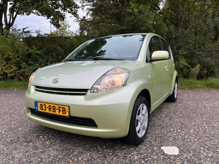 Daihatsu Sirion2 Sport 1.3 | 5drs |Airco| 1e eig |APK10/2026, Auto's, Daihatsu, Bedrijf, Sirion, Airbags, Airconditioning, Centrale vergrendeling