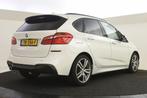 BMW 2 Serie Active Tourer 218i High Executive M Sport Automa, Auto's, Gebruikt, Met garantie (alle), Wit, 3 cilinders
