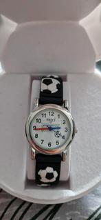 Regal Kinderhorloge met voetbalthema, Ophalen of Verzenden, Nieuw, Zwart, Jongen of Meisje