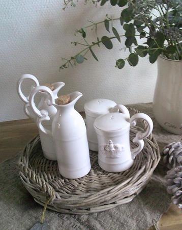 Luxe Riverdale witte tafelset  olie, azijn, peper en zout  beschikbaar voor biedingen