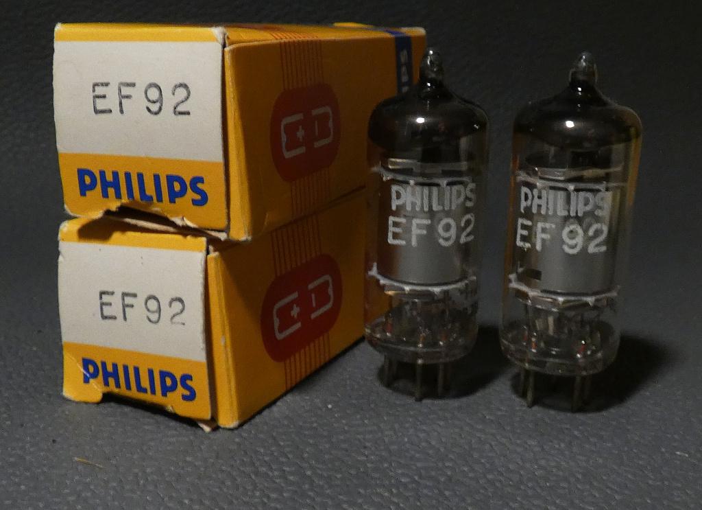 EF92 Philips, paartje, Ophalen of Verzenden, Zo goed als nieuw, Zender en Ontvanger