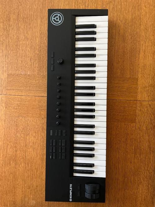 KOMPLETE KONTROL A49 Midi Keyboard USB, NATIVE INSTRUMENTS, Muziek en Instrumenten, Midi-apparatuur, Gebruikt, Ophalen of Verzenden