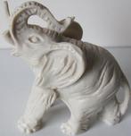creme kleurige stenen olifant - hoogte 7 centimeter., Verzamelen, Beelden en Beeldjes, Ophalen of Verzenden, Zo goed als nieuw