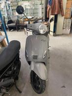 Capri 2020, Fietsen en Brommers, Snorfietsen en Snorscooters, Zo goed als nieuw, Benzine, Ophalen, Overige merken