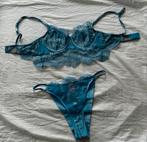 Hunkemöller set bh en slip lichtblauw zilver kant 70D en M, Hunkemöller, Ophalen of Verzenden, Blauw, BH